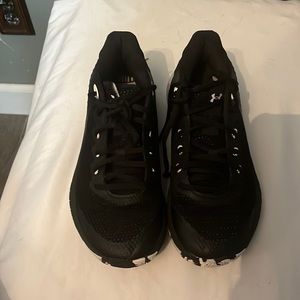 under armour basketball shoes